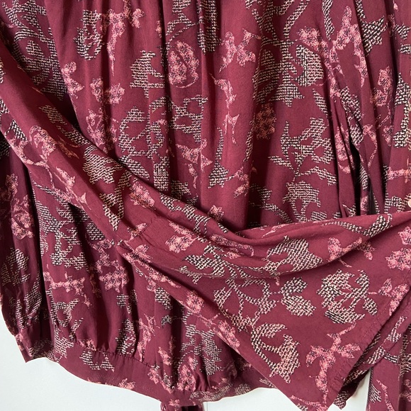 Tie back floral top size M - Picture 4 of 4